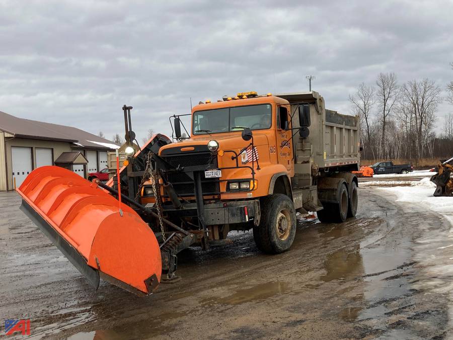 Auctions International Auction Town of Mooers HwyNY 27804 ITEM